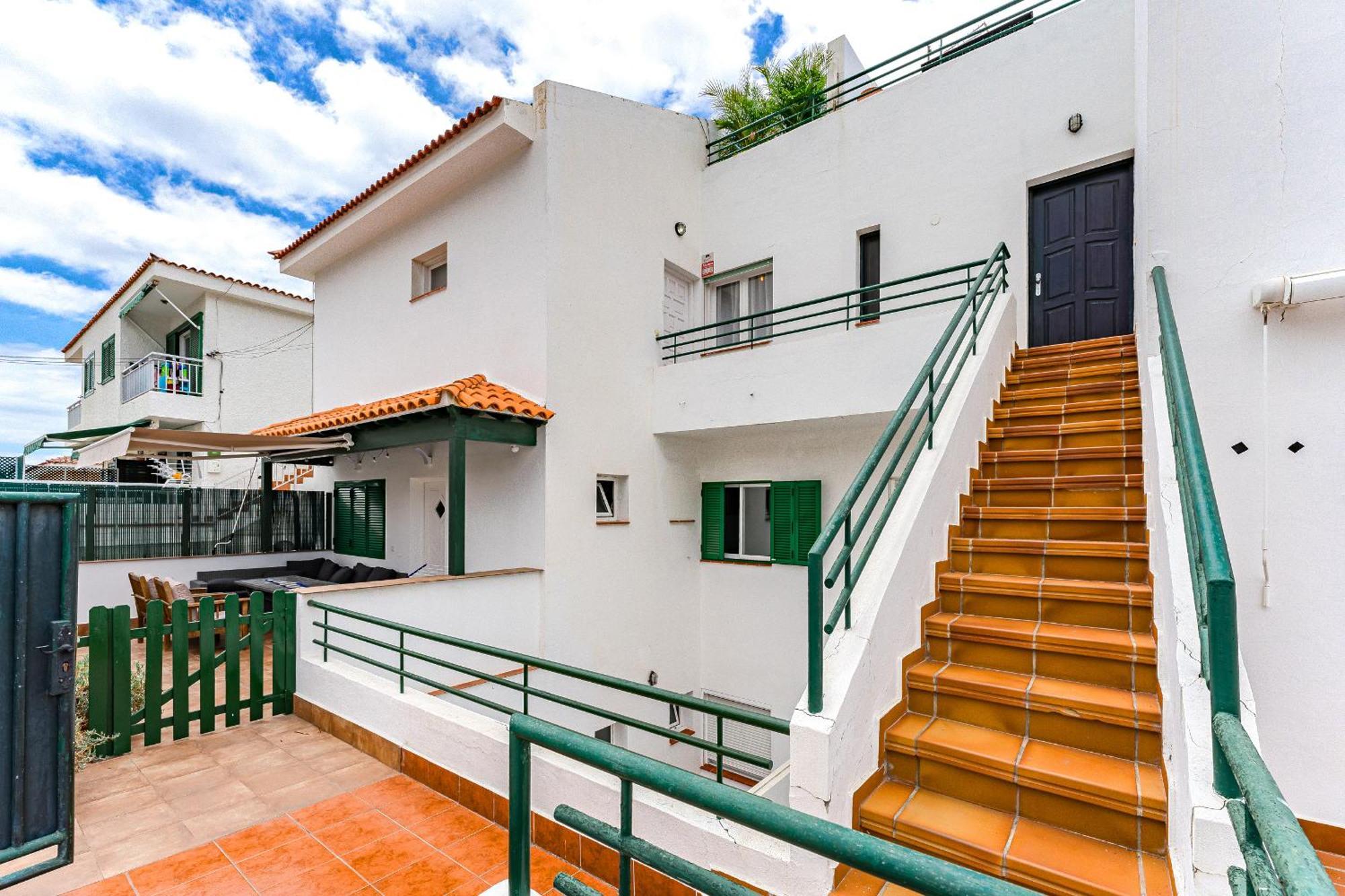 2Bdr Ocean View & Large Private Terrace In Puerto De Santiago Lägenhet Puerto de Santiago  Exteriör bild
