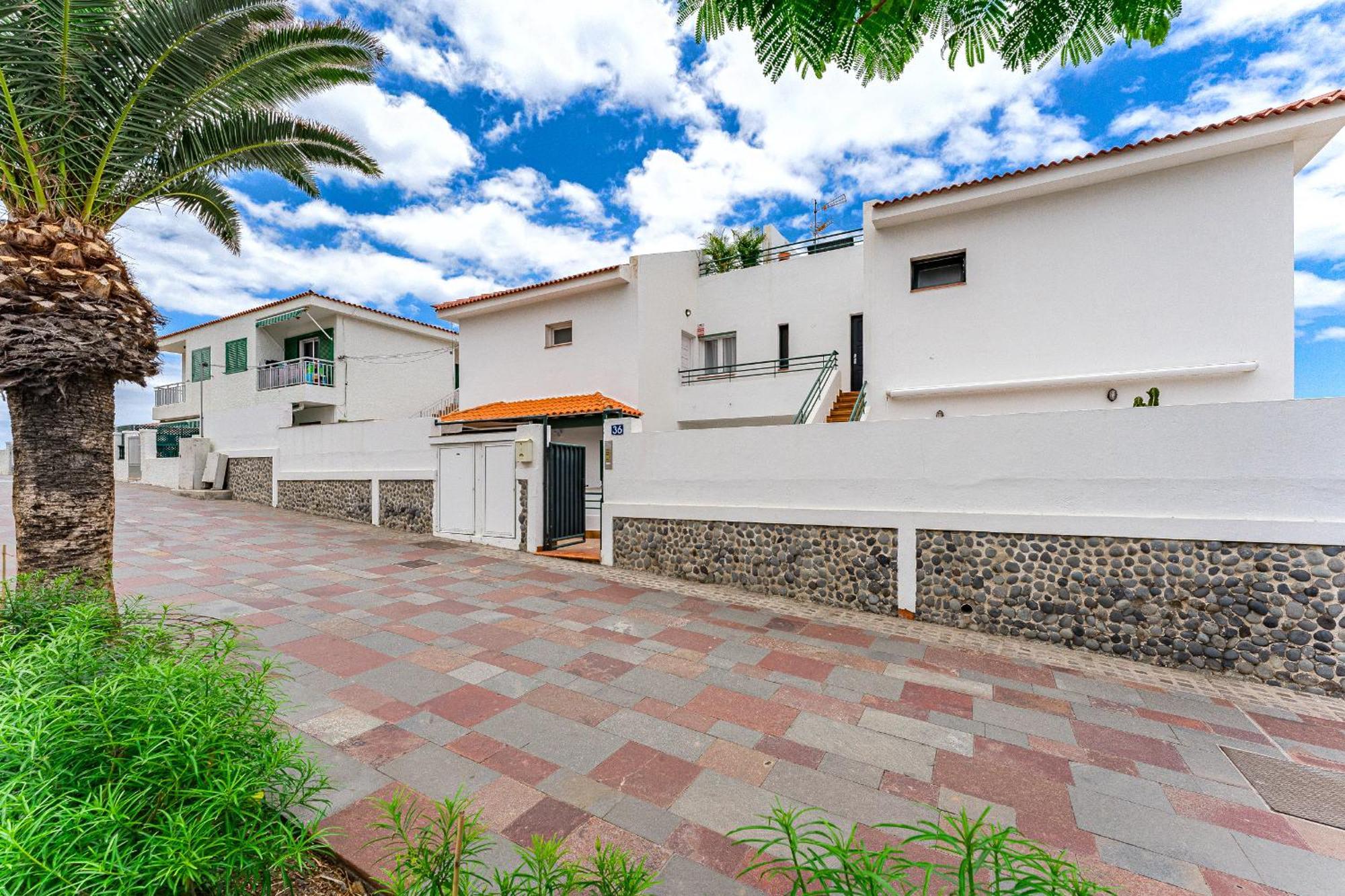 2Bdr Ocean View & Large Private Terrace In Puerto De Santiago Lägenhet Puerto de Santiago  Exteriör bild